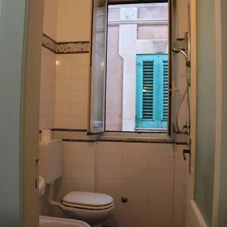 House Nunziatina In The Heart Of Lipari *
